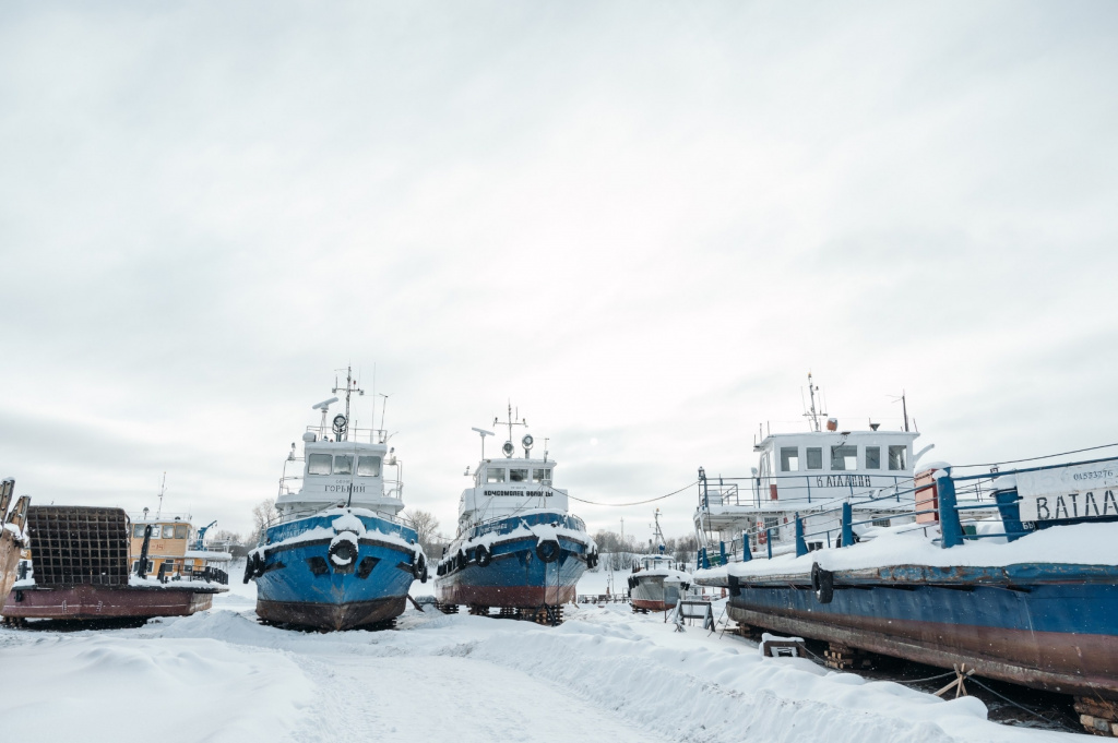 КОМПАНИЯ.jpg КОМПАНИЯ.jpg